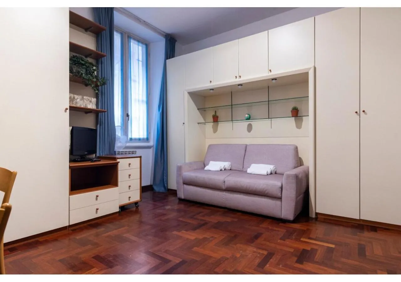 Moscova Studio - Brera & Downtown Walking ميلان