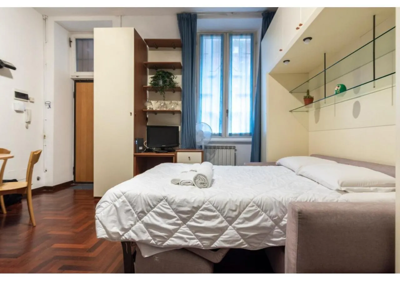Moscova Studio - Brera & Downtown Walking ميلان
